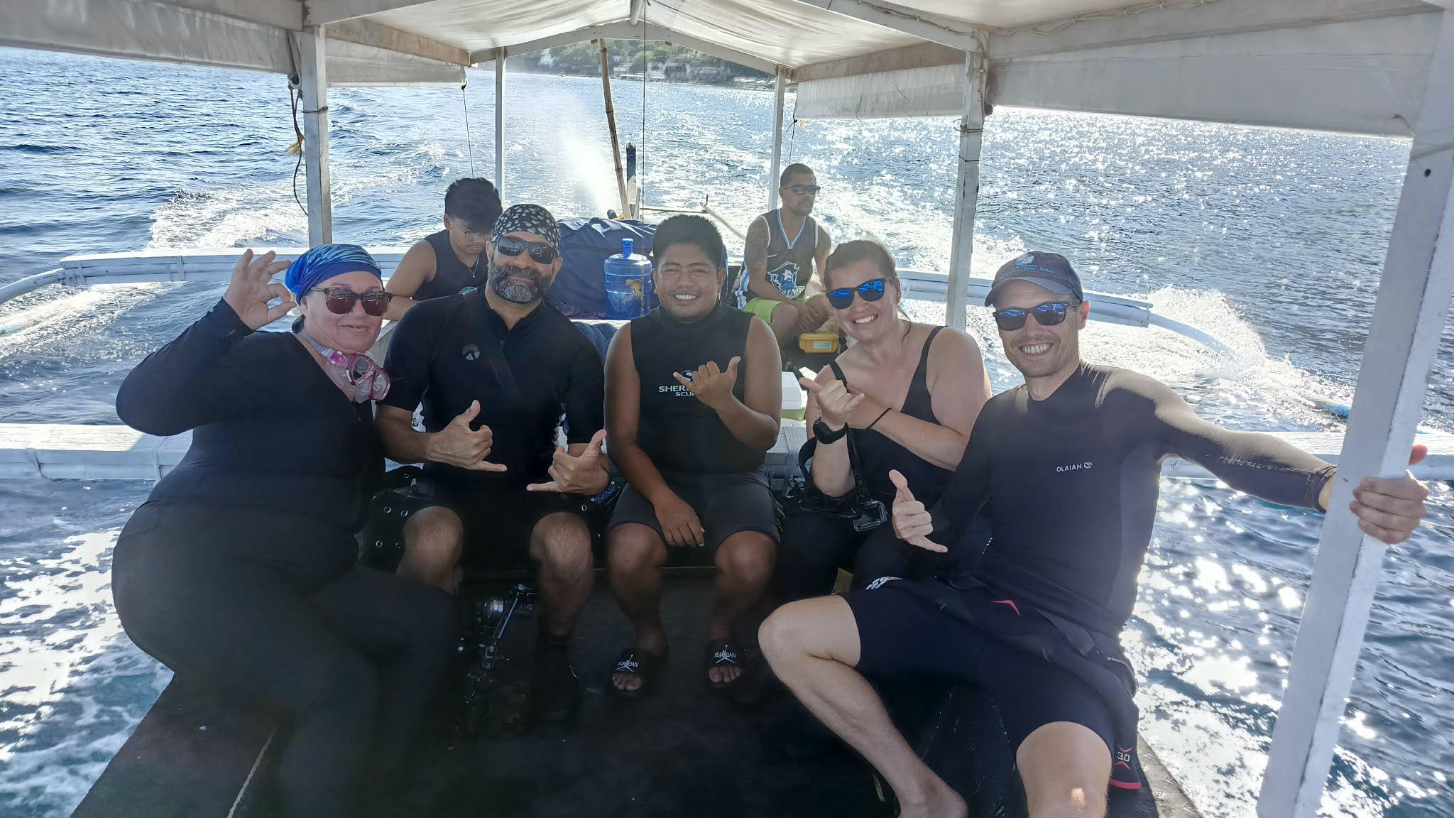 Scuba training session in the pool